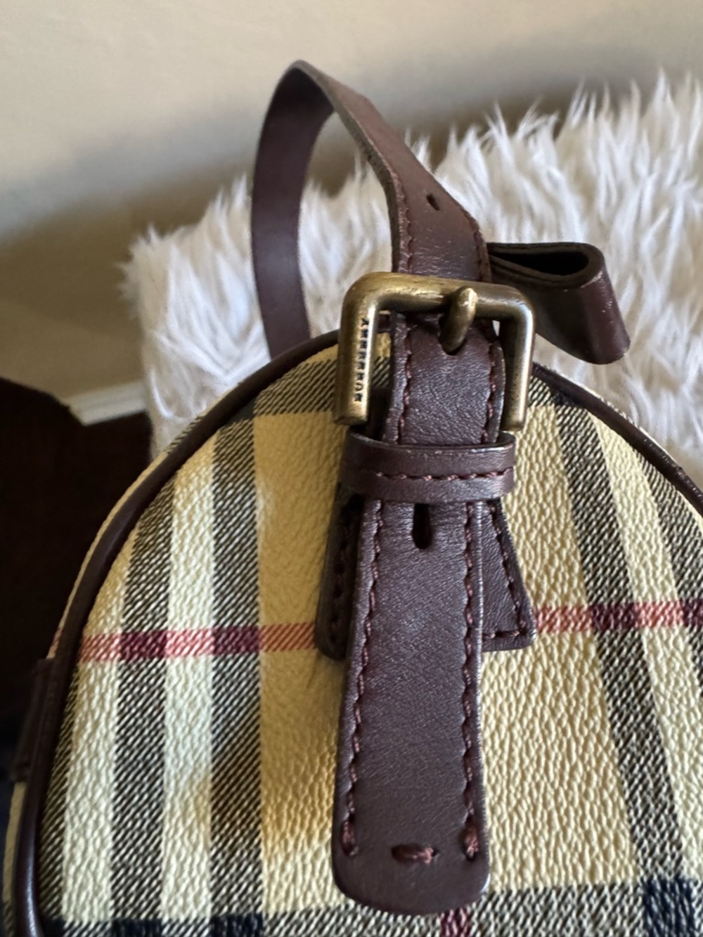 Classic Plaid Barrel Shoulder Bag in Beige and Brown - Picture 5 of 10